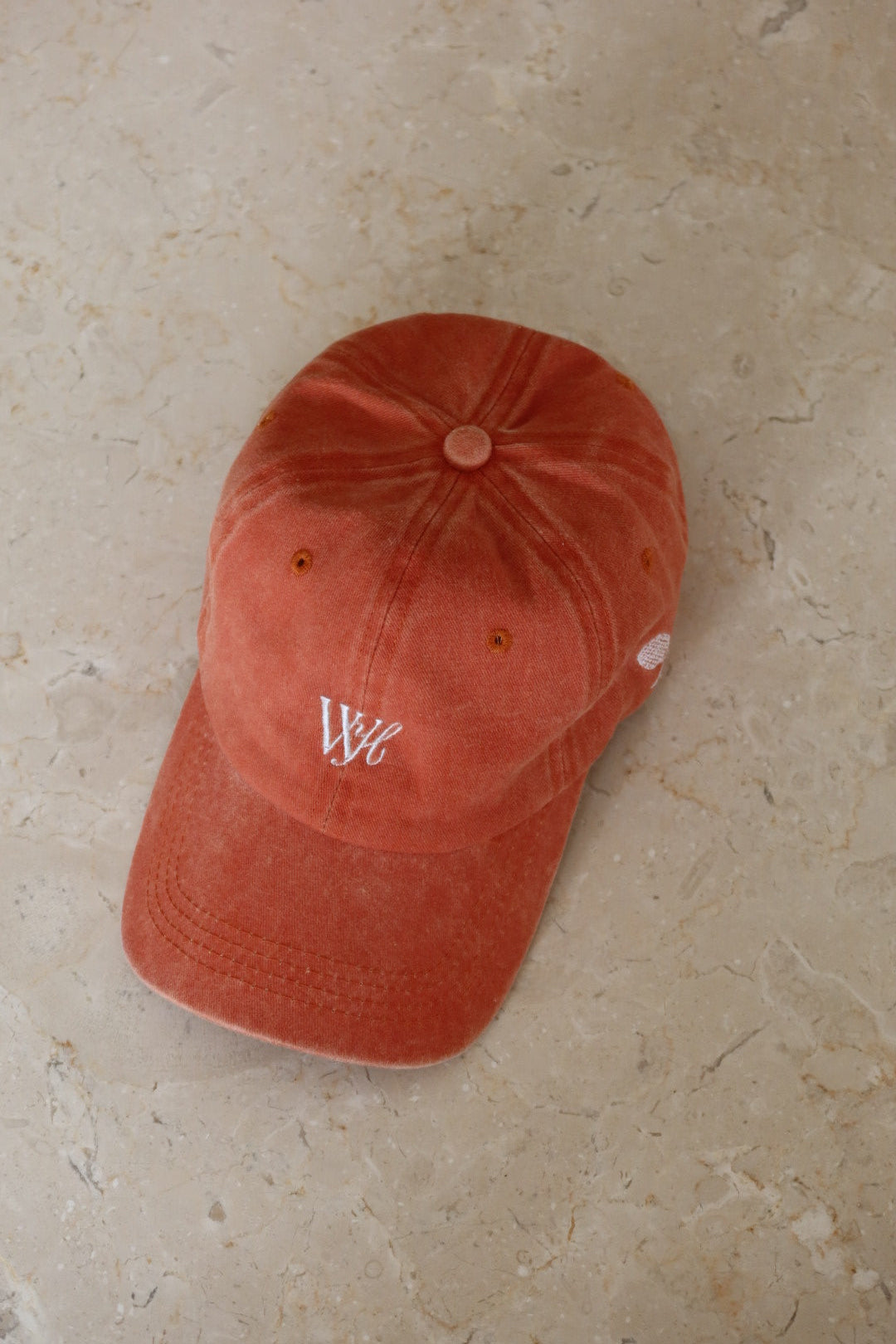 WH VINTAGE-WASHED CAP